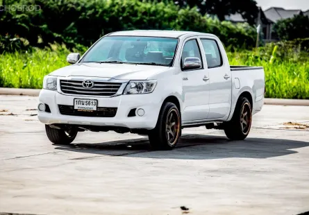 2013 Toyota Hilux Vigo 2.7 รถกระบะ 