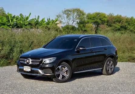MERCEDES-BENZ GLC220d 4MATIC [W253] ปี 2020 SUV สุดหรู เครื่องดีเซล ประหยัด ขับสนุก วิ่งน้อย