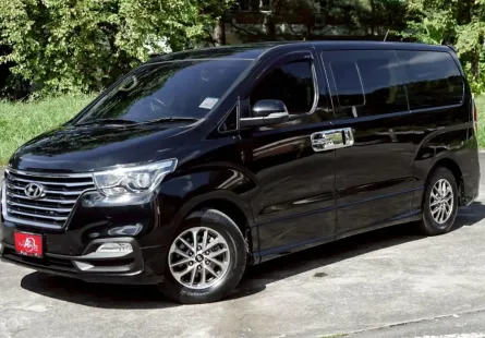 Hyundai H-1 2.5 Elite ปี 2019 รถครอบครัวสุดหรู