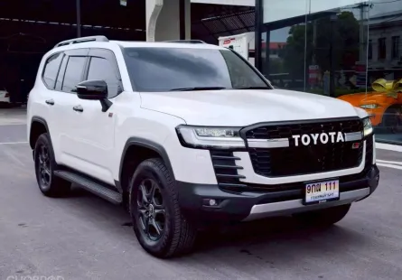 Toyota Land Cruiser 3.3 GR Sport 2024 รถ SUV สุดหรู สภาพเหมือนใหม่ ไมล์น้อย มือเดียวป้ายแดง 