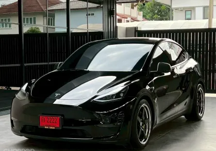 Tesla Model Y ตัวขับยาว long Range ปี23 วิ่ง 30000 KM รถศูนย์ Tesla มือเดียวออกห้างป้ายแดง  
