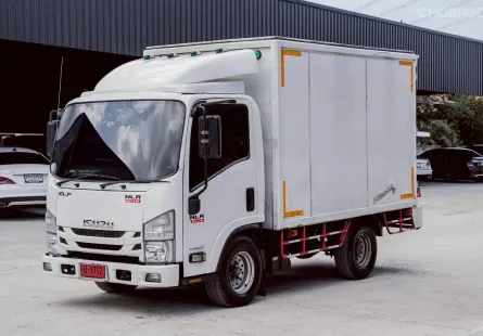 Isuzu NLR 130 3.0 ปี 2010 รถบรรทุกเครื่องดีเซล ใช้งานเพียง 150,000 กม. 