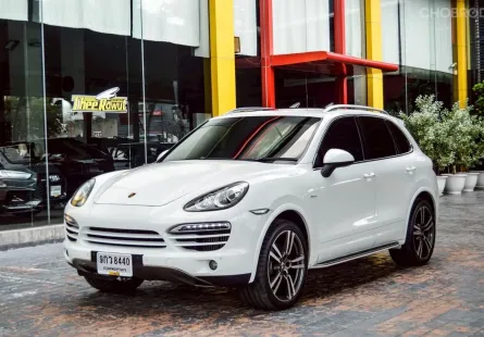 Porsche Cayenne 3.0 2013 SUV สุดหรู พร้อมใช้งาน เครื่องยนต์ดีเซล ประหยัดน้ำมัน ประวัติครบ 