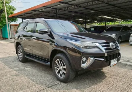 Toyota Fortuner 2.8 V 4WD ปี 2015 จดปี 2018 รุ่น TOP