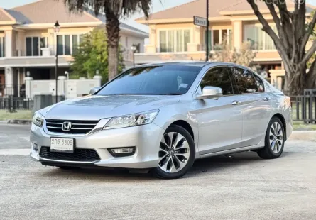 Honda Accord 2.4 ปี 2014 รถมือเดียว ประวัติครบ ไม่เคยติดแก๊ส  