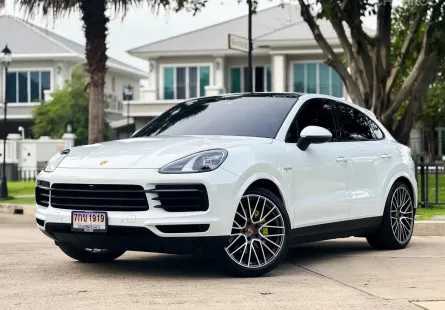 Porsche Cayenne 3.0 E-Hybrid Coupe 2022 รถศูนย์ AAS วารันตี 5 ปี รถสวย ไมล์น้อย 2 หมื่น km  