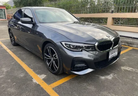 BMW 330e M SPORT 2021 รถเจ้าของเดียว  รถสวย ไม่มีชน ไม่เคยทำสี เข้าศูนย์ BMW ทุกระยะ ตั้งแต่ป้ายแด