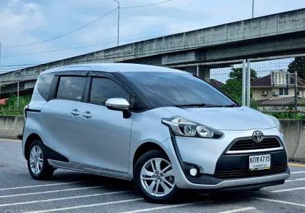 Toyoya Sienta 1.5 G 2017