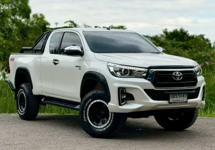 Toyota Revo Smart Cab 2.8 G Navi 4x4 ปี 2017