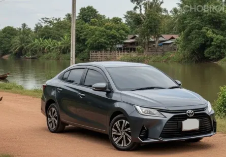 2024 Toyota Yaris Ativ 1.2 Premium Luxury รถเก๋ง 4 ประตู รถสวย