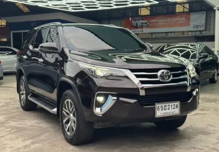 Toyota Fortuner 2.8 V 2018 SUV สุดหรู ขับเคลื่อน 4WD