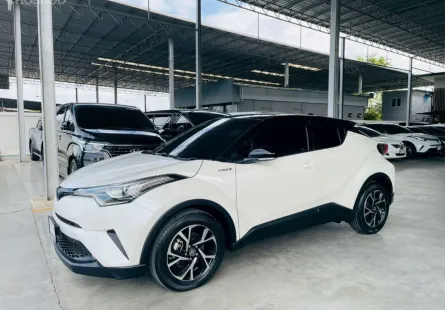 TOYOTA CH-R 1.8 HV HI 2020 รถสวย มือแรกออกห้าง สภาพพร้อมใช้ ไมล์น้อย TOP สุด รับประกันตัวถังสวย