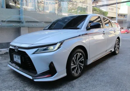 2024 Toyota Yaris Ativ 1.2 Premium Luxury รถเก๋ง 4 ประตู 