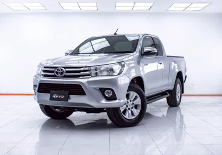 1E509 TOYOTA HILUX REVO 2.4 E CAB PRERUNER MT 2017