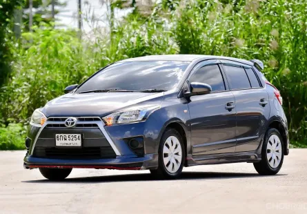 TOYOTA Yaris Hatchback 1.2 E CVT A/T ปี 2017