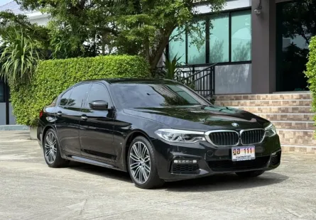 2018 BMW 530e MSPORT รถมือเดียวป้ายแดง วิ่งเพียง 80,000 กม เข้าศูนย์ตามระยะ รถไม่มีอุบัติเหตุครับ