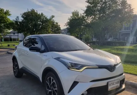 Toyota C-HR 1.8Hybrid Hi รถบ้านบ้าน แต่สภาพโชว์รูม