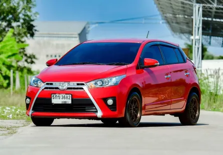 TOYOTA Yaris Hatchback 1.2G A/T ปี 2015 จด 2016