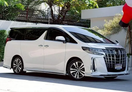 Toyota Alphard 2.5 2022 รถตู้สุดหรูมือสองสภาพดี