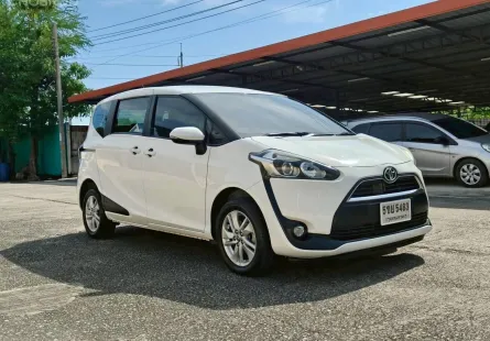TOYOTA SIENTA 1.5 G ปี 2017  AUTO 7 SPEED