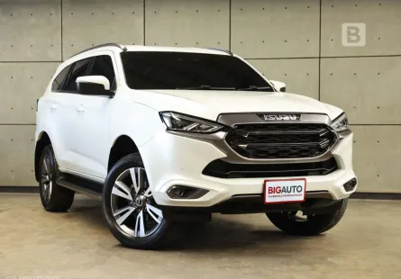 2023 Isuzu MU-X 3.0 Ultimate SUV AT ไมล์แท้ 1 หมื่น (วิ่งน้อย) รับประกันตัวรถ 3 ปี 100,000 KM B9281