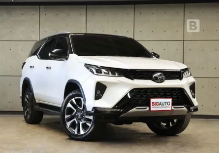 2024 Toyota FORTUNER 2.4 Legender SUV Black Top AT ไมล์แท้ 2 หมื่น สภาพตัวรถไม่ต่างจากรถใหม่ B7904