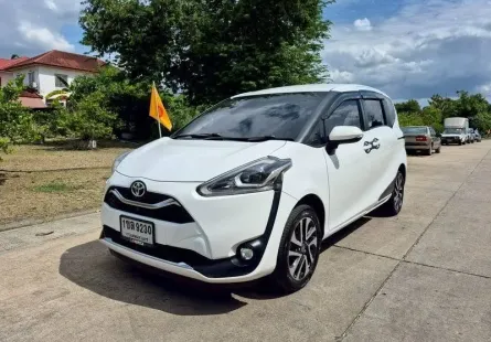 TOYOTA SIENTA 1.5 V ออโต้ ปี 2021