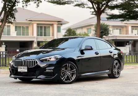 2022 BMW 2 Series 2.0 220i รถเก๋ง 4 ประตู รถบ้านแท้ ไมล์น้อย มือเดียวป้ายแดง 