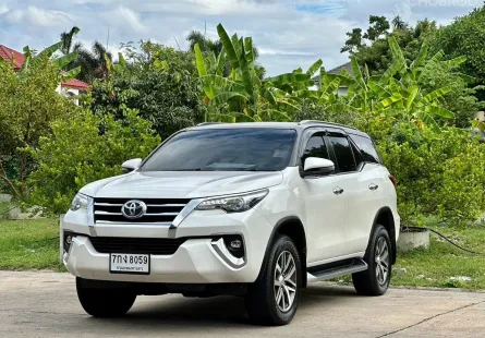 Toyota Fortuner 2.4 V 2017 ขายรถสภาพดี