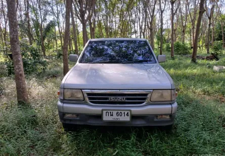 ขาย Isuzu TFR 4 ประตู สีเทา ปี 96 เครื่องยนต์รหัสF รถพร้อมใช้งาน