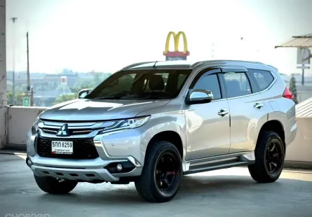 2015จด2016  Mitsubishi Pajero Sport 2.4 4WD SUV ออกรถ 0 บาท