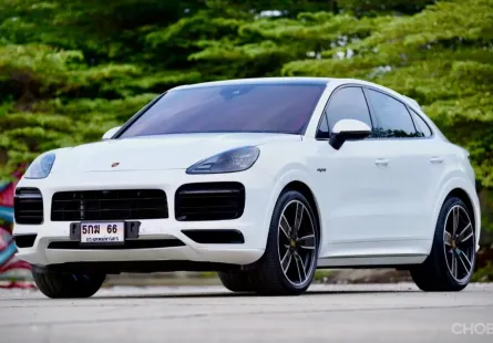 Porsche Cayenne 3.0 E-Hybrid Coupe ปี 2024 ไมล์น้อยเพียง 7,591 กม.