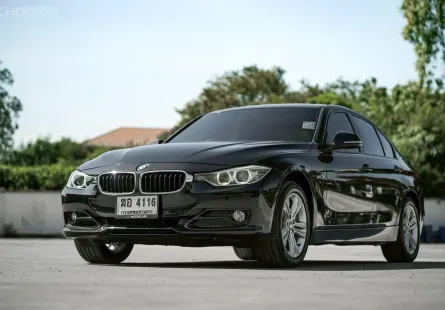 BMW 320d Sport F30 ปี 2013  สปอร์ต เบาะแดง เครื่องดีเซลขับสนุก ประหยัดน้ำมัน