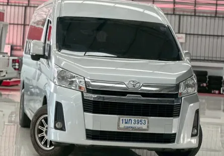 2020 Toyota COMMUTER 2.8 MT