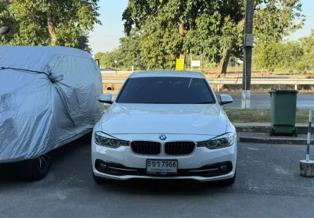 2018 BMW 3 Series 2.0 330e รถเก๋ง 4 ประตู 