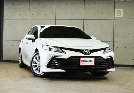 2022 Toyota CAMRY 2.5 Sport Sedan AT ไมล์แท้ 6 พัน รับประกันตัวรถ 5 ปี 150,000 KM B6908