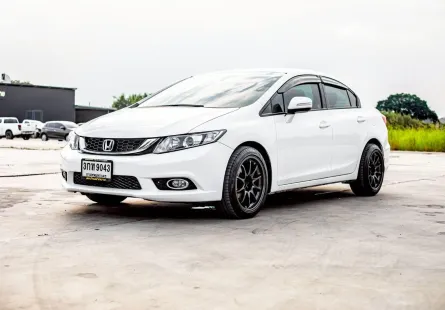2013 Honda CIVIC 1.8 i-VTEC รถเก๋ง 4 ประตู 