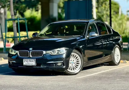 2017 BMW 3 Series 2.0 320d รถเก๋ง 4 ประตู รถบ้านแท้