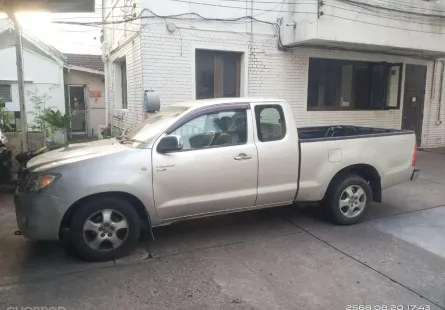 2010 Toyota Hilux Vigo 2.5 Prerunner รถกระบะ มือ 2