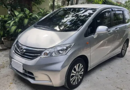2012 Honda Freed 1.5 SE 