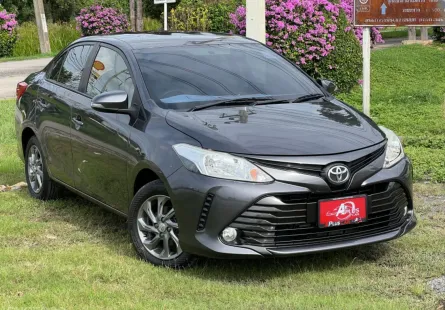 TOYOTA VIOS 1.5 E A/T  ปี2018  สีเทา