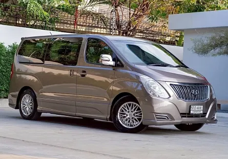 HYUNDAI H-1 2.5 Grand Starex VIP l ปี : 2016
