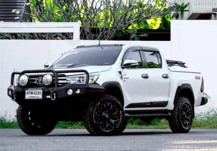2015 Toyota Hilux Revo 2.8 Prerunner 4WD รถกระบะ รถสภาพดี มีประกัน ไมล์น้อย 