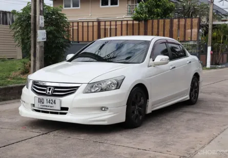 2011 Honda ACCORD 2.0 รถเก๋ง 4 ประตู 
