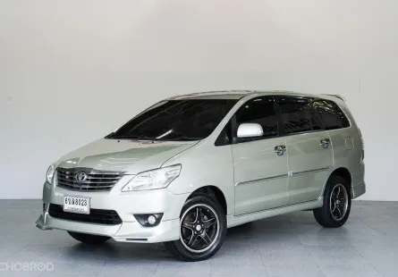 TOYOTA INNOVA 2.0 V AT ปี 2012