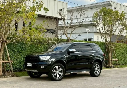Ford Everest 3.2 Titanium 2017 รถบ้านสภาพดีเยี่ยม 