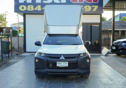 2020 Mitsubishi TRITON 2.5 รถกระบะตู้ทึบ