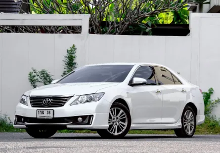Toyota Camry 2.0 Extremo ปี 2014 รถบ้าน มือเดียว ใช้งานน้อย 