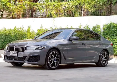 2022 BMW 5 Series 2.0 530e รถเก๋ง 4 ประตู รถสวย ไมล์แท้  ประวัติดี  