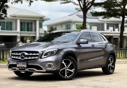 2019 Mercedes-Benz GLA-Class 1.6 GLA200 SUV รถสภาพดี มีประกัน ไมล์แท้  